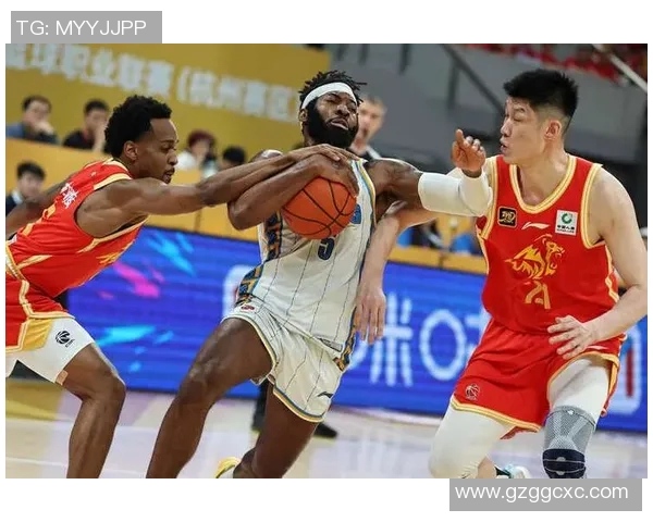 CBA南区与北区精彩对决录像回放分析与精彩瞬间回顾